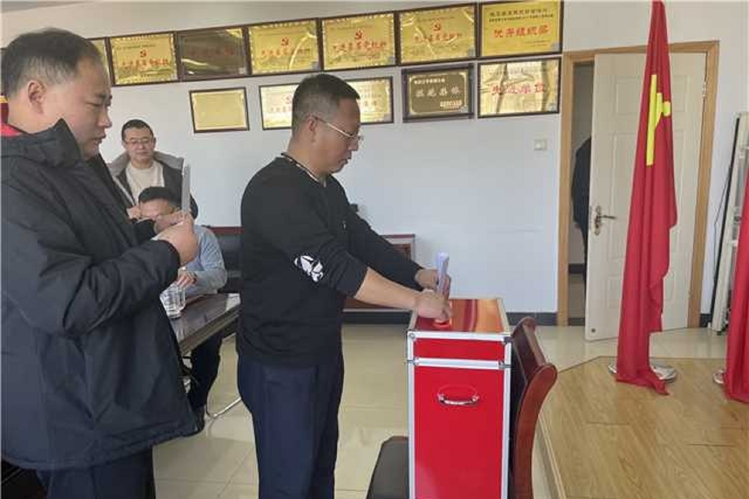 1677580138370189.jpg mmexport1677576500254_edit_4581911628140958.jpg