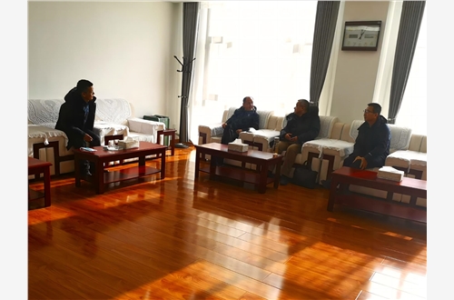 e8e99b32414dcec9fccf1a751a7e37da(1).jpg e8e99b32414dcec9fccf1a751a7e37da(1).jpg